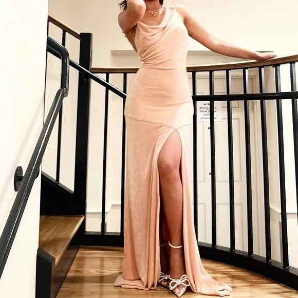 Revolve Dresses | Blush Pink Formal Gown (Us Size Xs/S) | Color: Pink | Size: Xs | Iandramos97's Closet